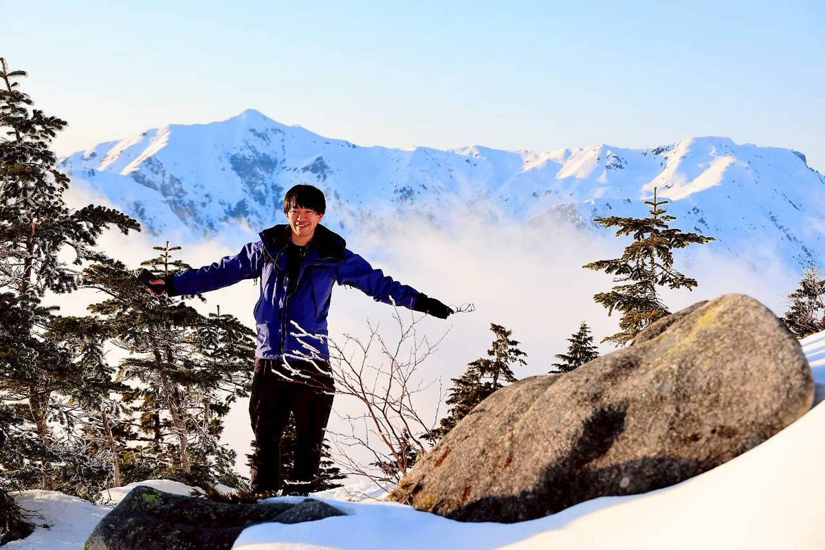 先週末の雪山登山！
天気にも恵まれ、最高でした！
何も言うことないぐらい、良かった！！