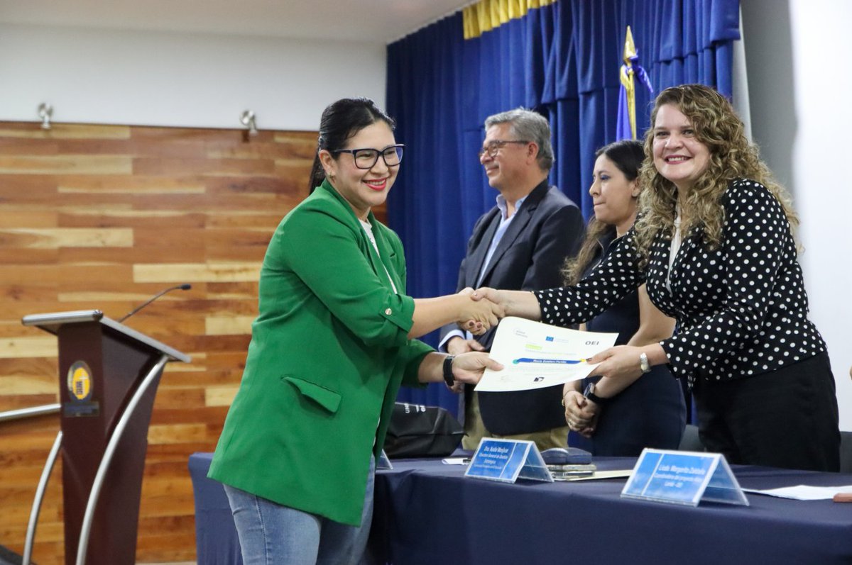 Unión Europea en El Salvador tweet media