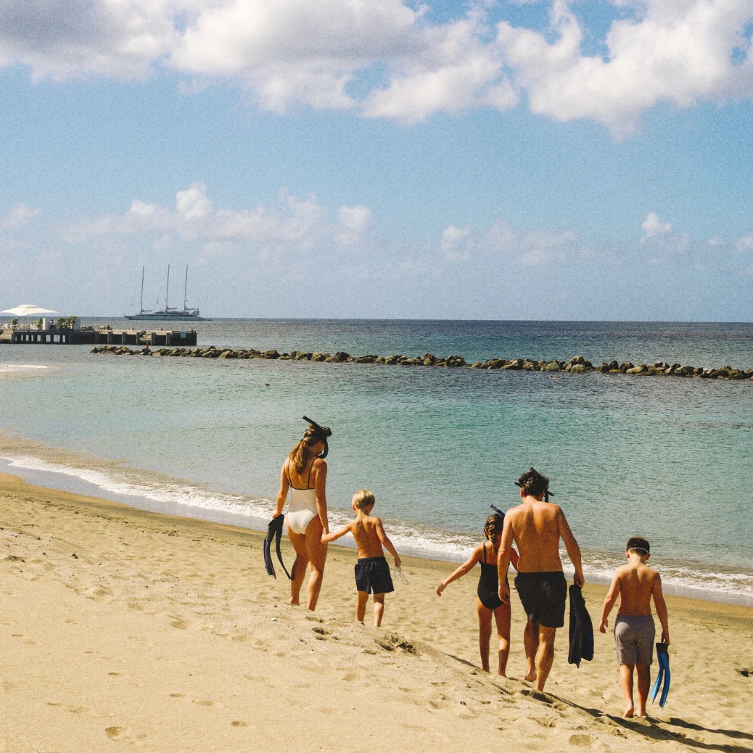 FSNevis's tweet image. Some days just demand sand between your toes… and a snorkel in the water. #FSNevis