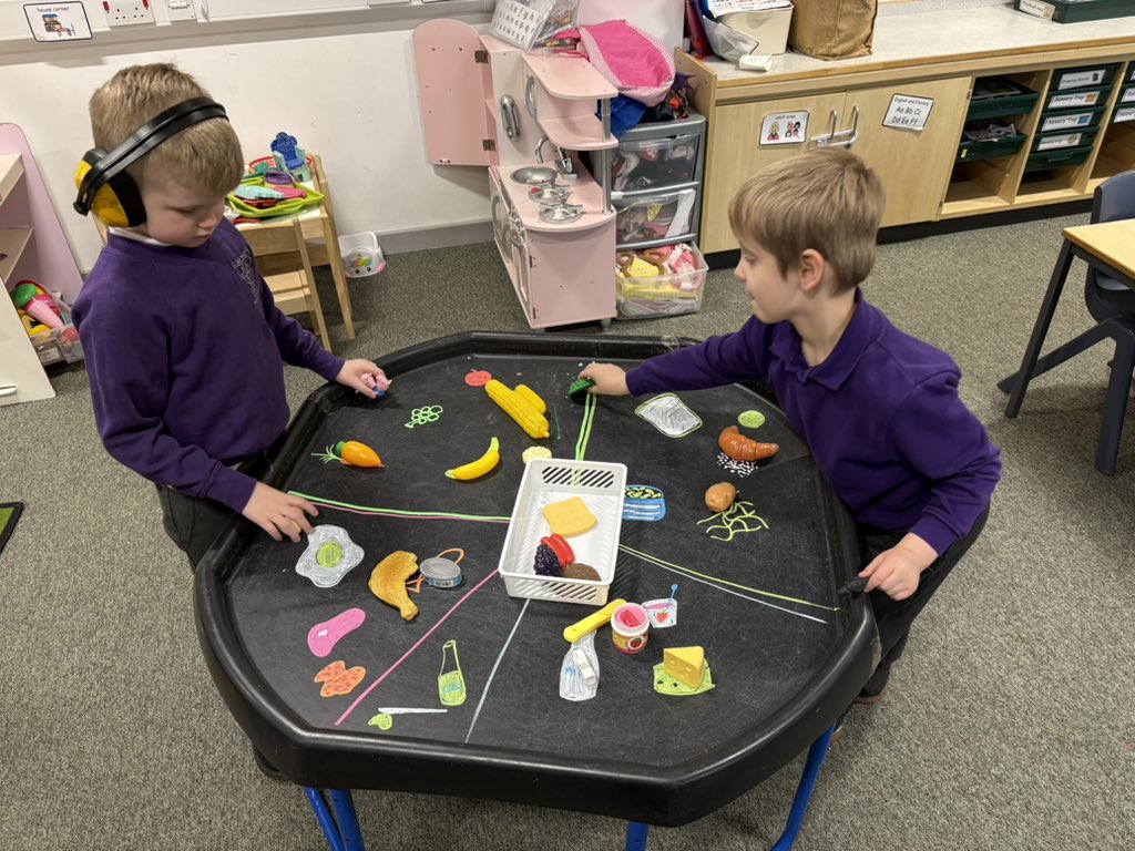 Mrs Kane tweet media