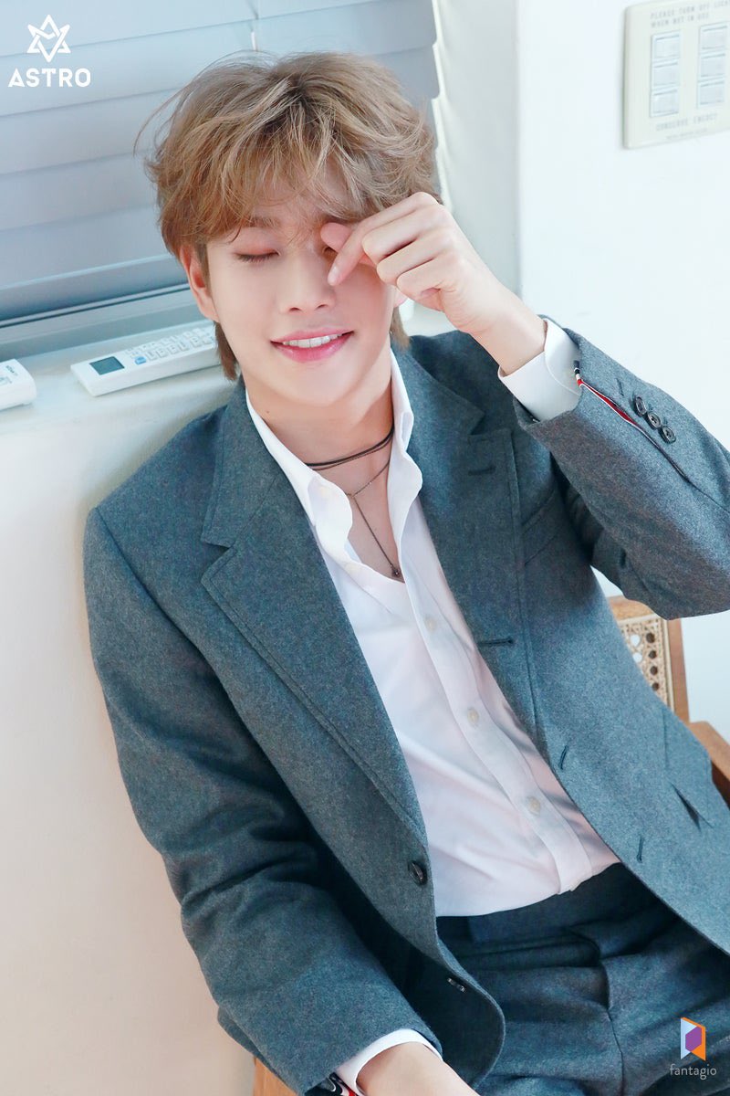 NaDaTown's tweet photo. 3.5 명창 햄찌가 태어난 날✨
 #봄날의_해피바이러스_엠제이_HBD https://t.co/iHfaVqN4T6