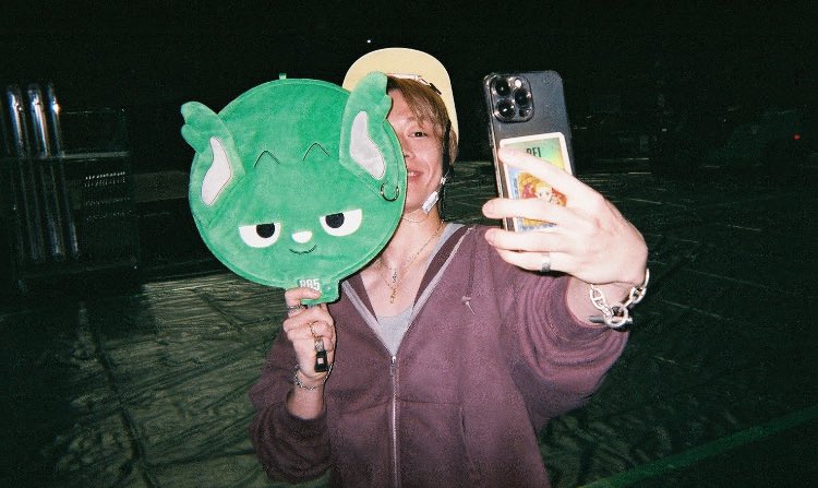 4⃣🦥 tweet media