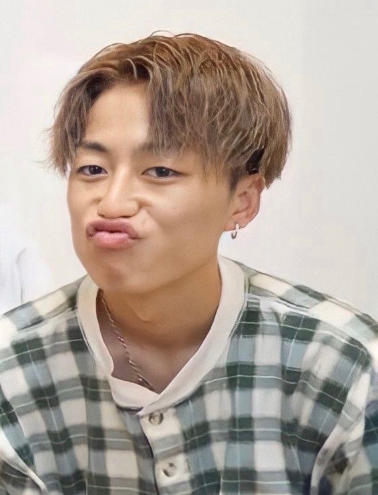 4⃣🦥 tweet media