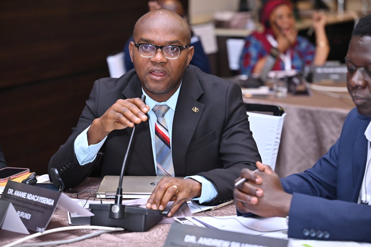 CARMMAfrica's tweet photo. @AU_HHS @_AfricanUnion @UNFPA @UNFPAEthiopia The TAC reviewed its Terms of Reference developed a 2026–2028 workplan to guide recommendations to the 6th STC-HNPDC.

Leadership (4 Mar 2026): Burundi–Chair; Togo–1st VC; Seychelles–2nd VC; Zimbabwe–3rd VC; Morocco–Rapporteur (TBC).

#CARMMAPlus #Agenda2063 https://t.co/Vqqp1j7c1w