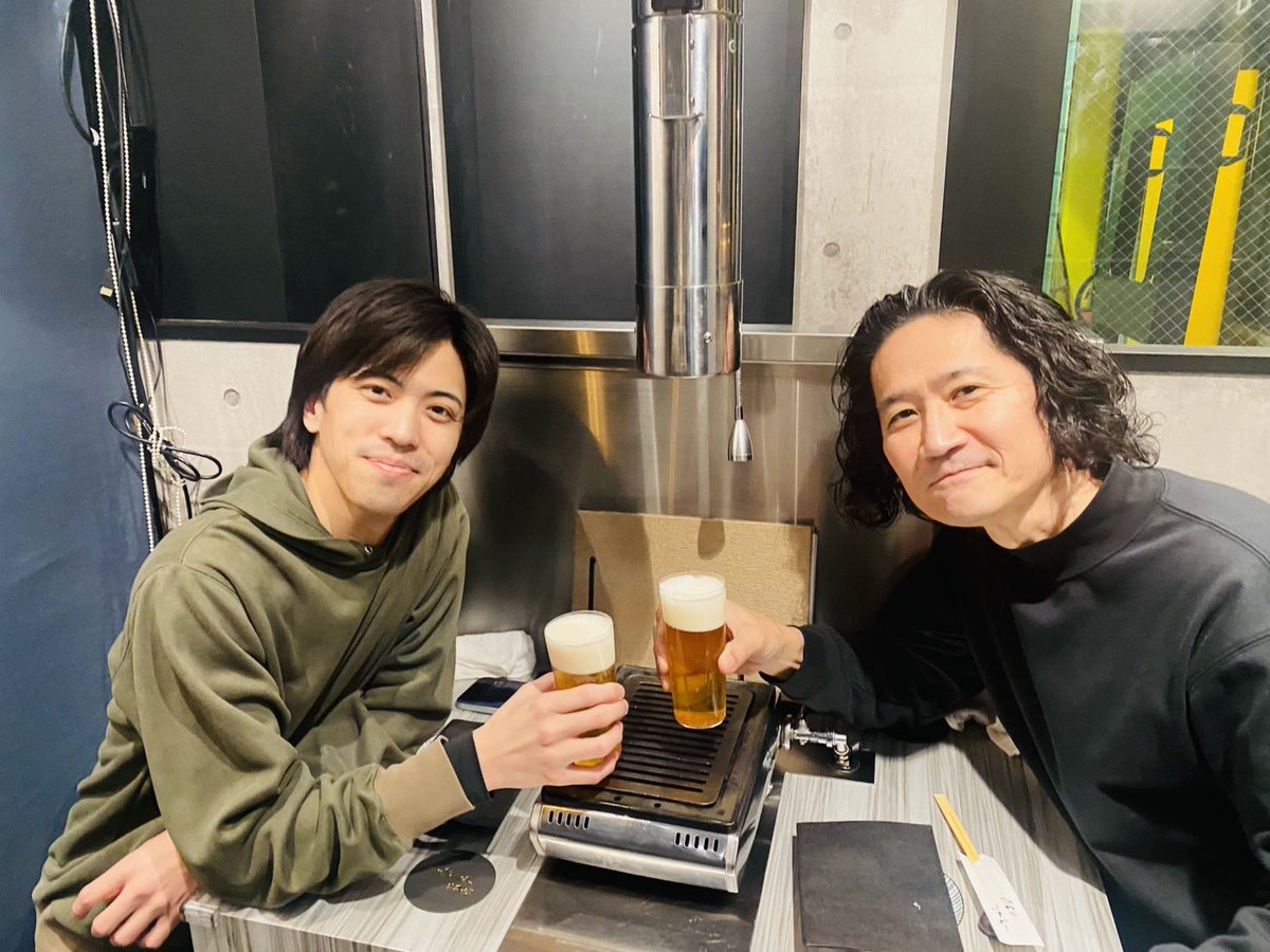 tetta_sax's tweet photo. ついに会うことができた
ストリートサックス尾崎さん！！

サックスプレーヤーとして必要なこといっぱい教えてもらった！！！！！
頑張る！！！ https://t.co/IR3p7fkQPM