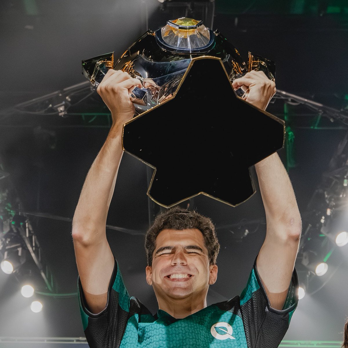 Hotspawn LoL tweet media