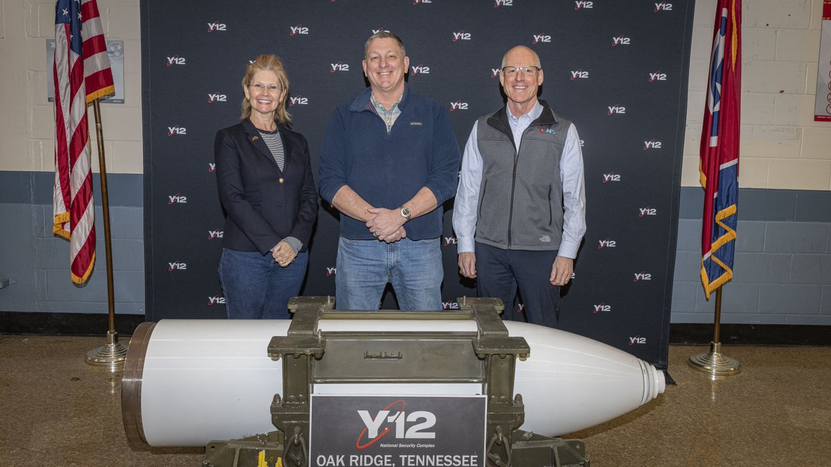 y12nsc's tweet photo. @Y12nsc was proud to welcome @NNSANews Principal Deputy Administrator Scott Pappano to the site. He was able to interact with the hardworking employees who support our national security and tour vital production facilities and the construction site for #BuildingUPF. https://t.co/iNm4InbdX4