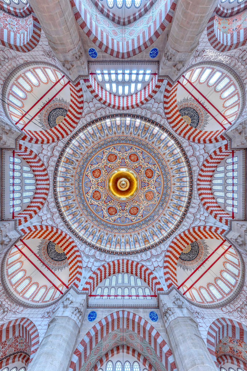 zevkiselimtr's tweet photo. 5 yıl aradan sonra açılan, Mimar Sinan’ın ustalık eseri Selimiye Camii 

📍Selimiye Camii / Edirne
📷 @cemilsahinfoto 

#selimiyecamii #edirne #cemilşahin https://t.co/JgKJgME0bm