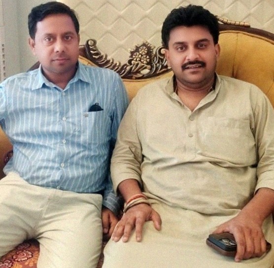 imprasoon7's tweet photo. ऊर्जावान, कर्तव्यनिष्ठ, कुशल वक्ता, प्रबंधक मेरे प्रिय भाई @RLkBjp भैया (क्षेत्रीय महामंत्री,ब्रज क्षेत्र) आपको #जन्मदिन_की_हार्दिक_शुभकामनाएं।
 भविष्य में भारत की नवीन संकल्पना में महत्वपूर्ण और संवैधानिक पदों का निर्वहन आप करेंगे ऐसी मेरी उम्मीद नहीं अपितु पूर्ण विश्वास है। 🎂 https://t.co/6Z8EP54PPa