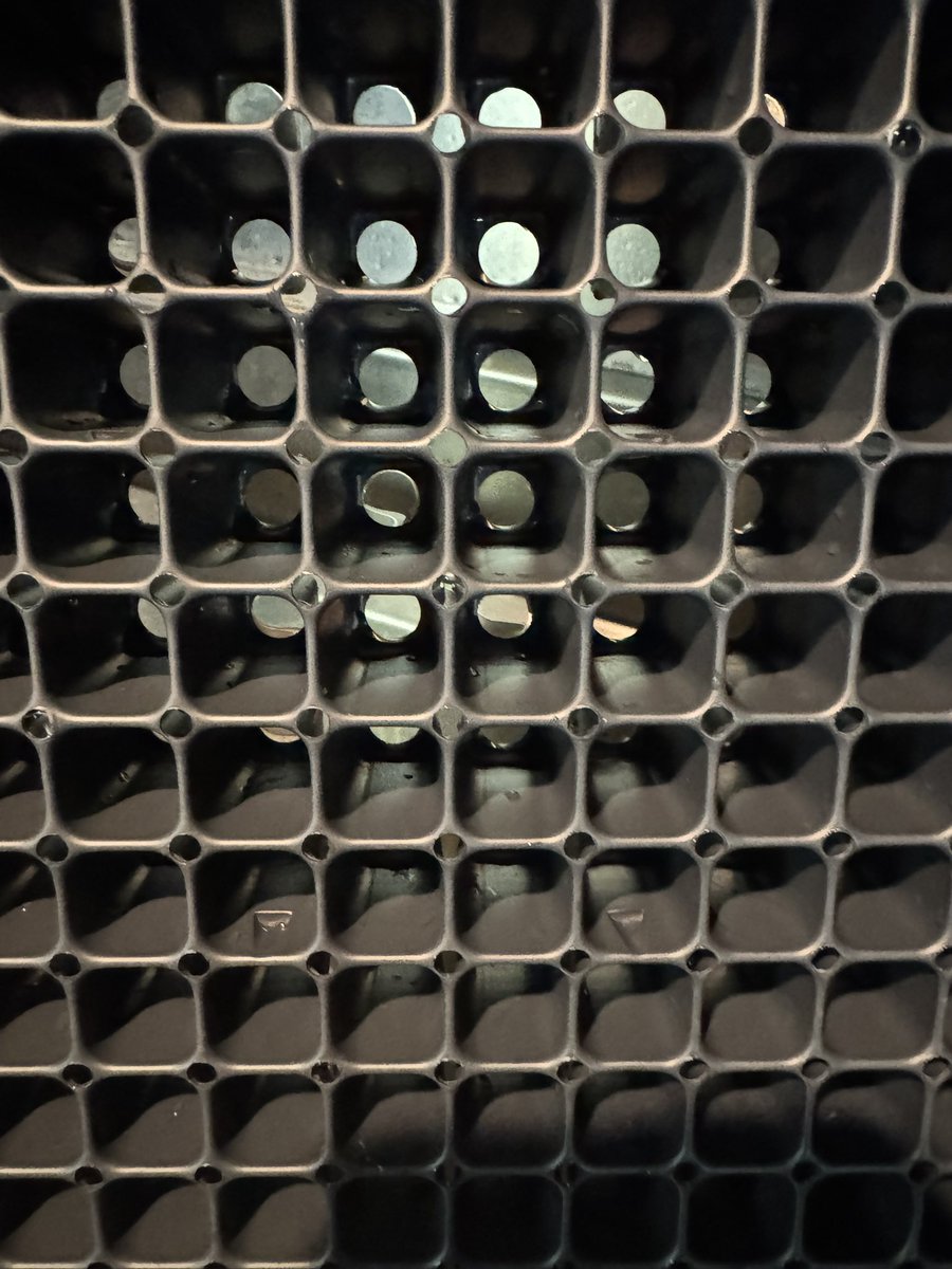 lisamorantz's tweet photo. Ultrasonic Cleaning is all about the details. This hard to clean part was completed within a minute with @ultrasonics equipment. https://t.co/tYGSvLuX1P
