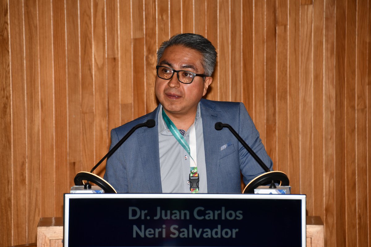 AMMDMexico's tweet photo. En el marco de la conmemoración del día mundial del sueño 2026.
"Duerme bien, vive mejor".
La AOS y su impacto en el matabolismo de los carbohidratos.
Dr. Juan Carlos Neri Salvador.
#academiamexicanademedicinadeldormir
#AMMD
#medicinadeldormir https://t.co/TIbxfqG4tT