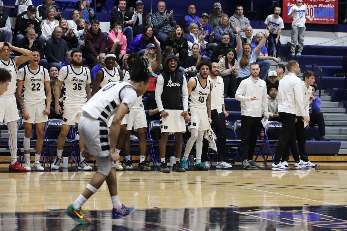 icaree__'s tweet photo. DMACC MBB Brent Taylor throw down!
@brent_tayl0r @DMACC_MBB https://t.co/1sESMZPC5h