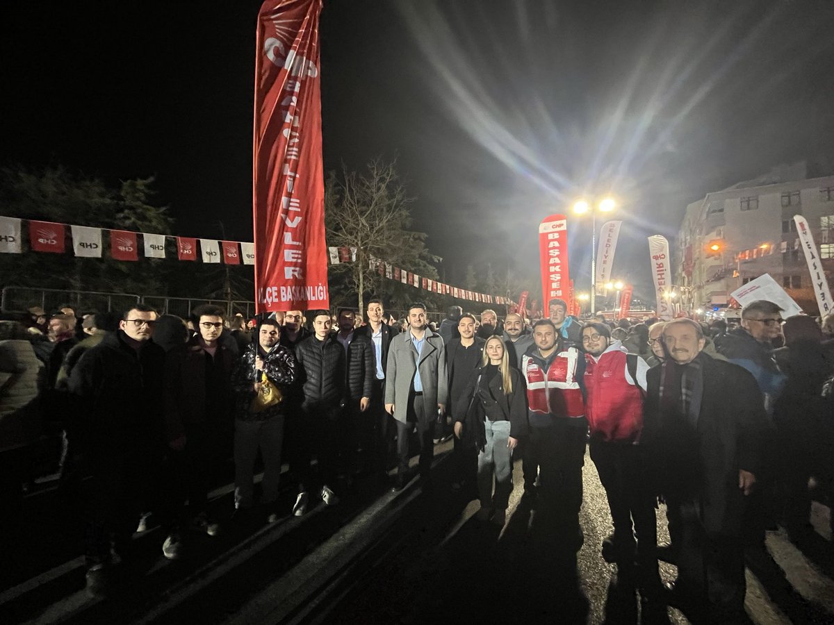 📍 Kağıthane 2. Bölge Mitingi

Bugün Kağıthane olarak Eyüpsultan’da düzenlenen 2. Bölge mitingine katıldık. Omuz omuza, yan yana, kararlılıkla meydandaydık.