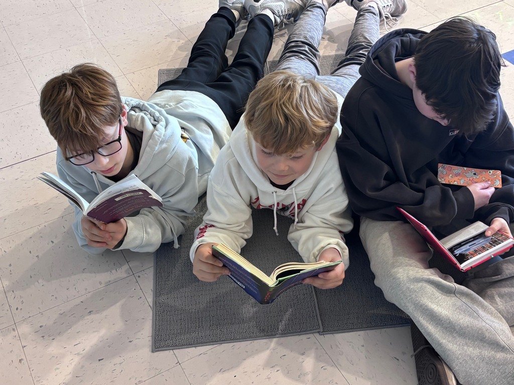 WPSSicomac's tweet photo. 5C Readers Taking Flight at Sicomac today! https://t.co/wR5dmILwPo