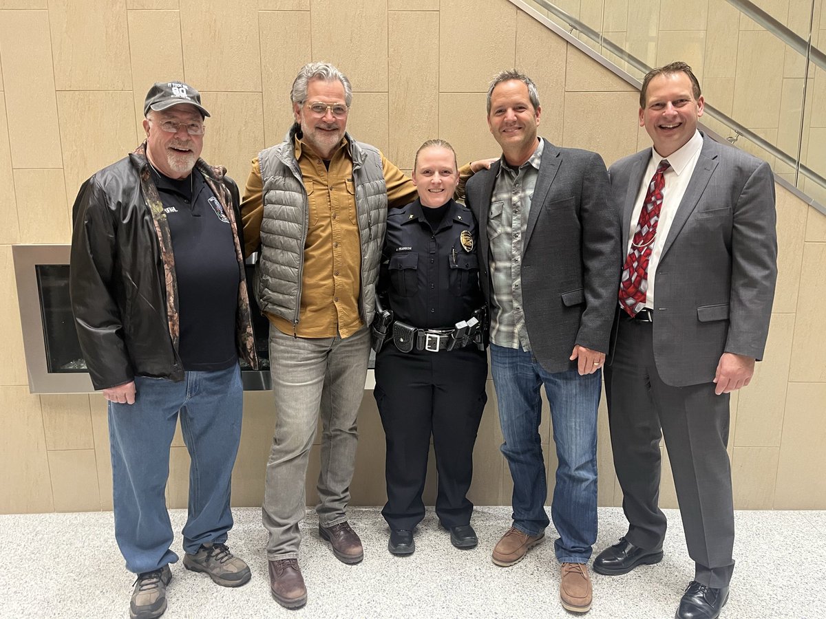 RonHocevar's tweet photo. Was honored to attend the @CityofShakopee City Council meeting for the swearing in of new @ShakopeePD Chief Jamie Pearson. Congratulations!! Well deserved. 2nd photo with Deacon Pufahl, John Russell, and @ScottCountyMN Commissioner Dave Beer. https://t.co/Dl8ZeYuJQF