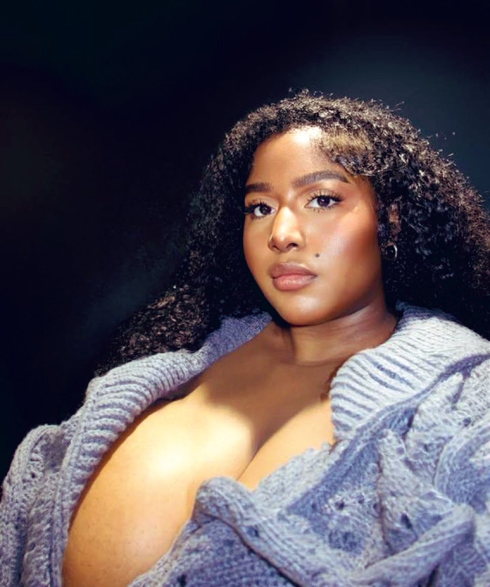 Allure  tweet media