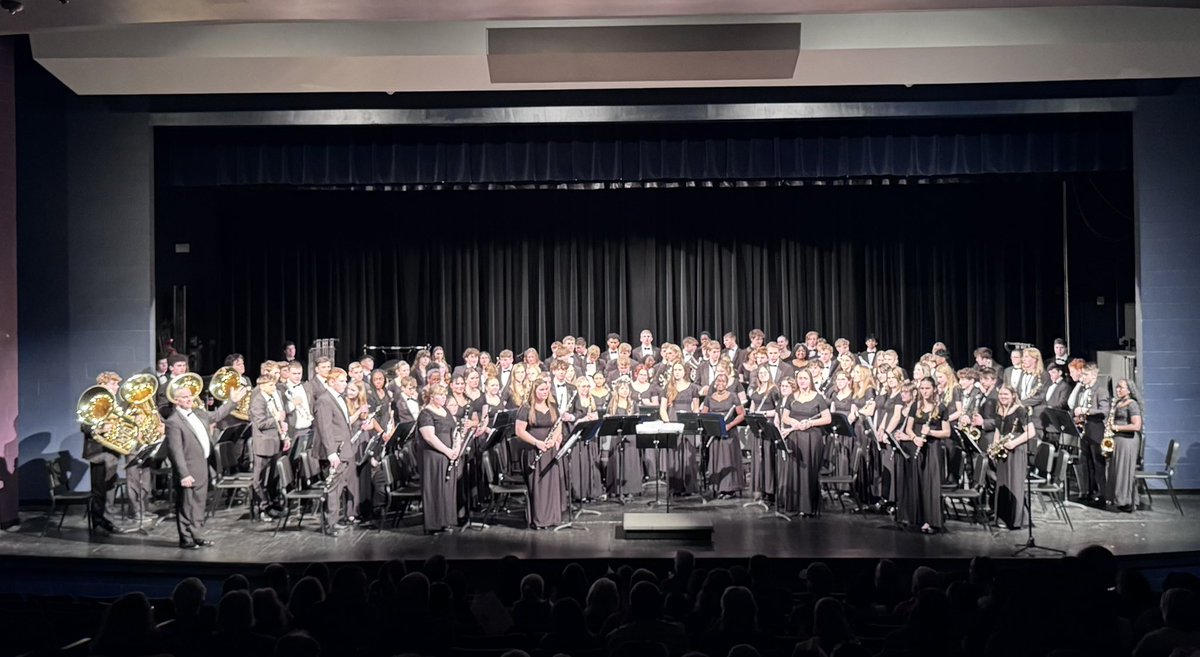 Xavier Bands tweet media