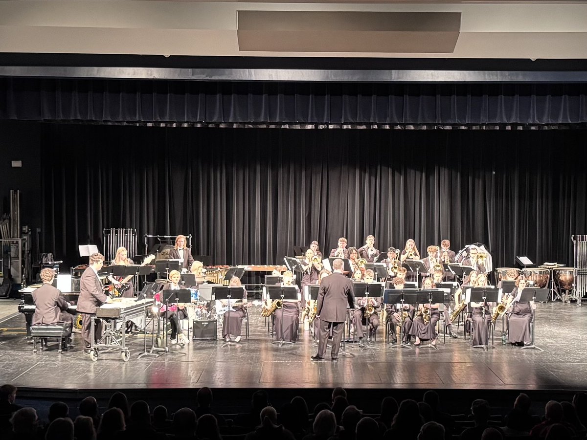 Xavier Bands tweet media