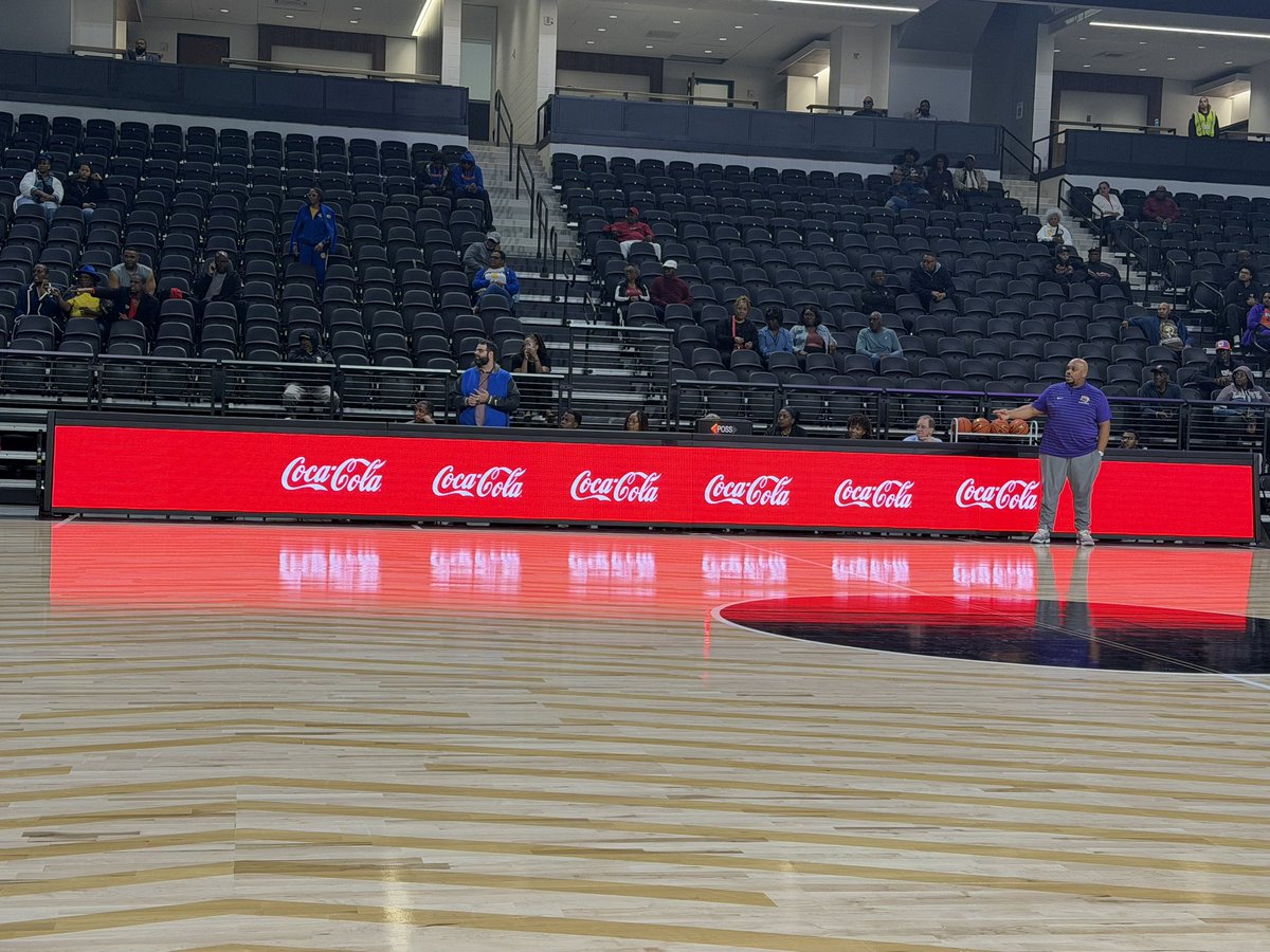 Boostr Displays tweet media