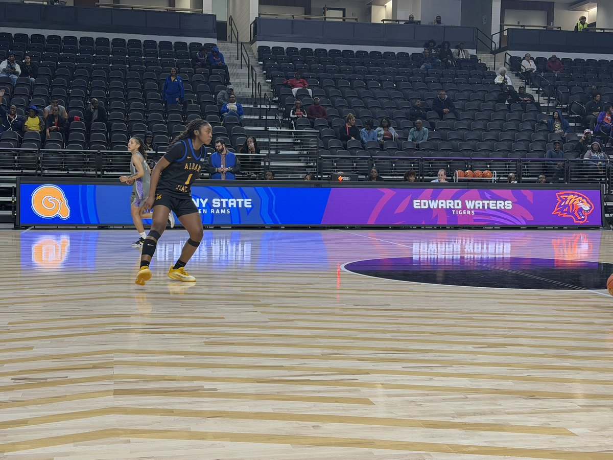 Boostr Displays tweet media