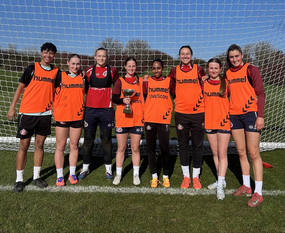 Steph Libbey tweet media