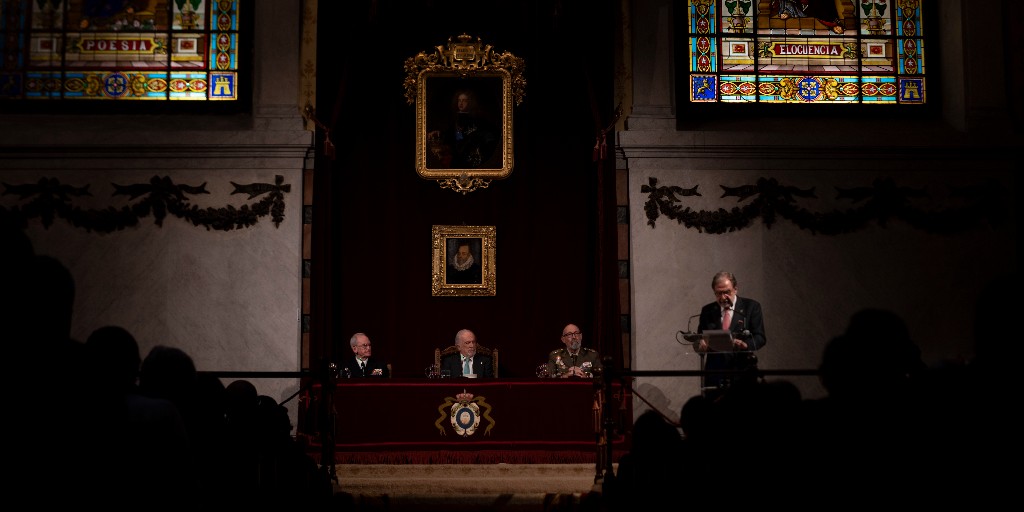 Esta tarde ha tenido lugar en la sede de la RAE la presentación del libro «Geopolítica del español».

Esta obra coral pone de relieve la importancia de la lengua española en el desarrollo de los países donde se habla y sus relaciones internacionales. ow.ly/OgEl50Ypa3L.