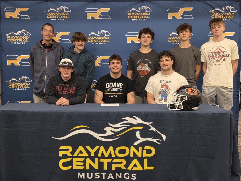 RC_Mustangs's tweet photo. Congrats to Tysen Taylor on signing to play football at Doane today! https://t.co/44hqBRAIDL