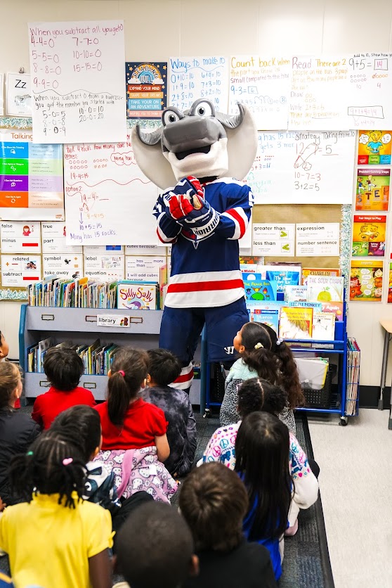 SCStingrays's tweet image. This week, the Stingrays are proud to celebrate #ReadAcrossAmericaWeek by bringing the joy of reading to classrooms across the Lowcountry through our Reading Buddies program presented by Neal Brothers.

Throughout the season, Stingrays players visit local schools to read with