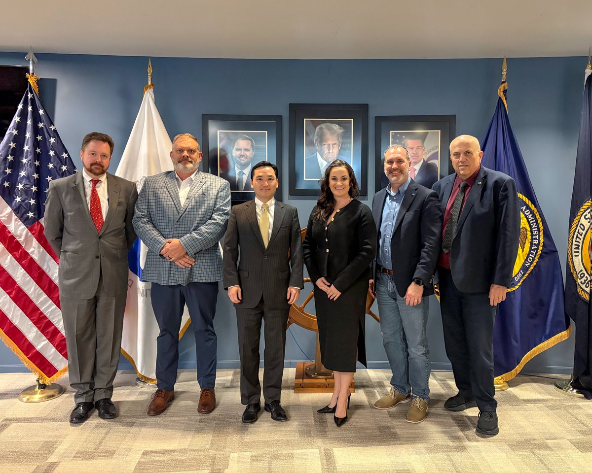 Trailer Bridge tweet media