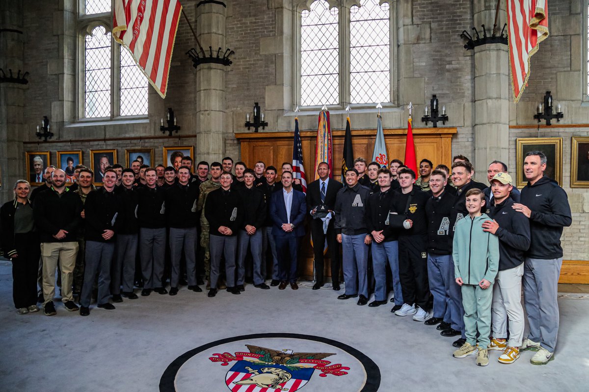 Army Baseball tweet media