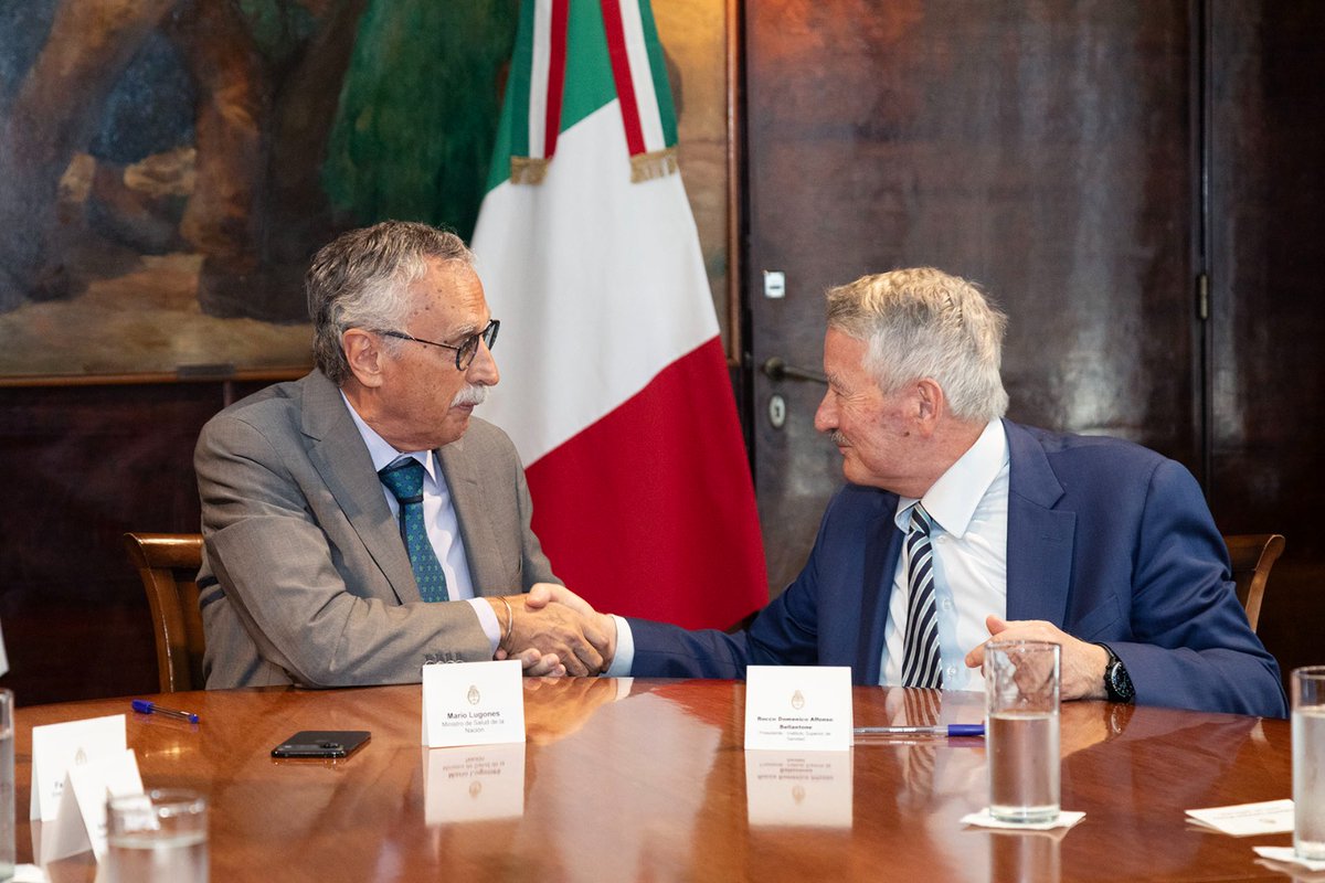 Italy in Argentina tweet media