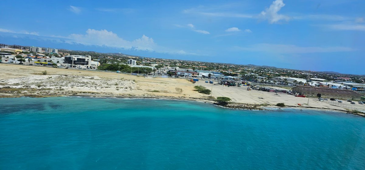 EventsSportsAG's tweet photo. Aruba es sol, mar turquesa y alegría caribeña en su máxima expresión. 🌊✨  Una parada imperdible en la ruta del Caribe Sur.
#Aruba https://t.co/RrDIj5ftQ1