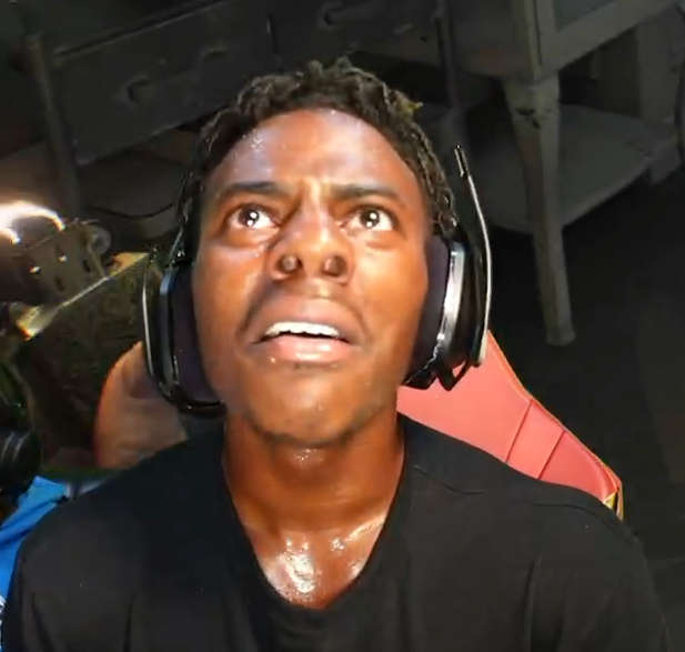 Tarnished tweet media