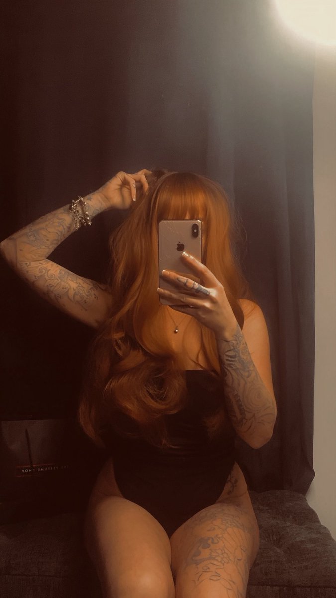 Nothing beats new perfume #queen #YSL #ginger #redhead #fetish #nofacenocase