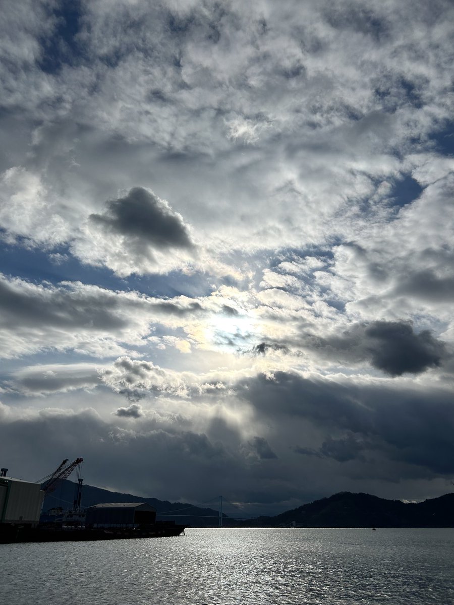 MITSUMIN's tweet image. おはようございます☺︎

2026年3月5日は啓蟄で
天赦日♾️一粒万倍日♾️大安♾️寅の日

今日祈れば
より強い想いを届けられそう

どうか
命の奪い合いが一刻も早く
終息しますように

祓え給い
清め給え
神ながら
守り給い
幸え給え

❤️‍🩹🌏🕊️