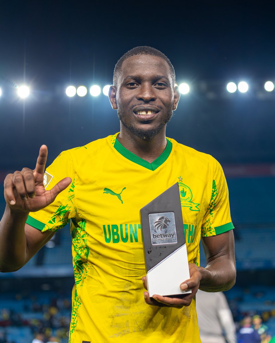 Man of the Match, delivered by the Postman! 📫

#Sundowns #BetwayPrem #AreyengMasandawana