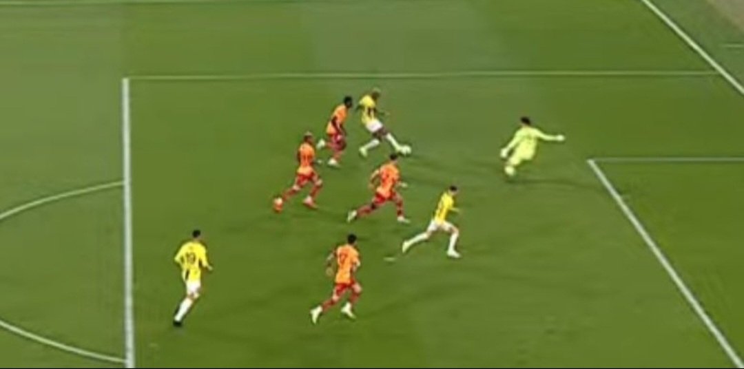 Niye şaşırıyorsunuz.Bu ülkede anca fener atınca ofsayt olmaz.