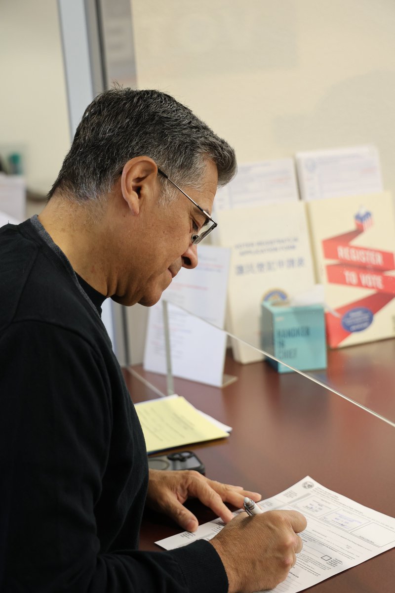 Xavier Becerra tweet media