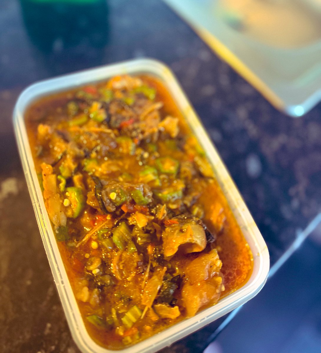 Iamveektoria.base.eth 🙂↔️🌳 ✠ tweet media