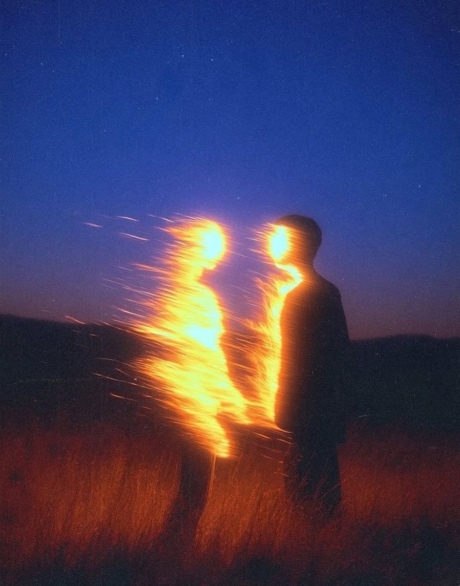 Eduard🌹 tweet media