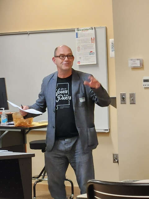 aumeandp's tweet photo. At last weekend's ACETA conference, Dr. Michel Aaij accepted the 2026 William J. Calvert Award for outstanding scholarly or theoretical essay and read from his winning paper. https://t.co/XwWEJxwGyv