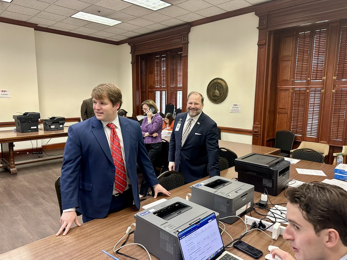 Jim Kingston tweet media