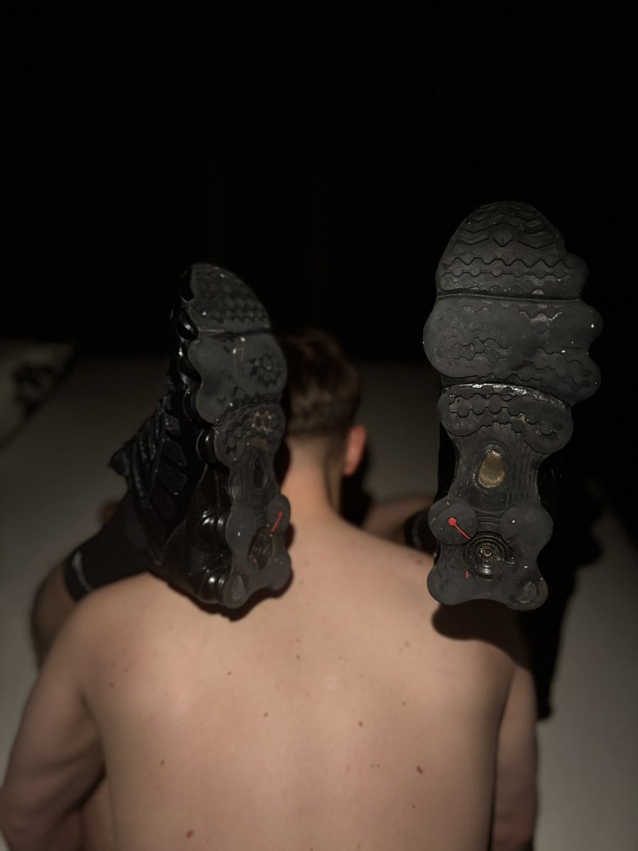 Julian Weiss tweet media