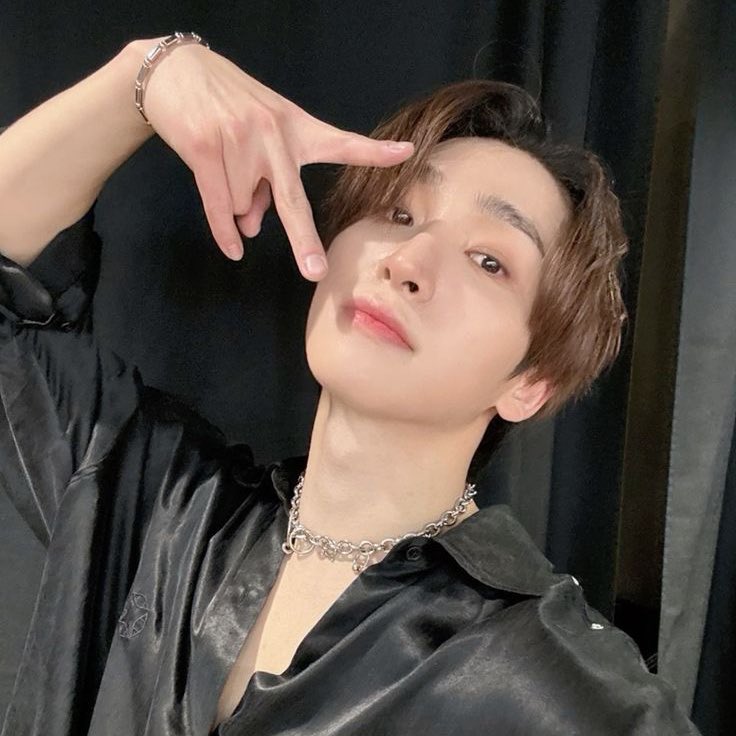 floweryyeon's tweet photo. I miss you every day, my Sangyeon. I hope you're happy and I hope you're taking good care of yourself while serving, I LOVE YOU AAAAAAH !! ❤️
.
.
.
.
.
☞ #Sangyeon #상연 ♡
☞ #THEBOYZ #더보이즈 ♡
☞ #TheBSelcaDay ♡
☞ #TheB #FindingTheB #더비구함 ♡
☞ #TheBShot #더비샷 ♡ https://t.co/QsYEvefDTF