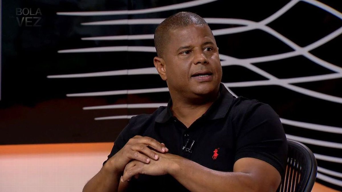 Advogada que fez Marcelinho Carioca vencer Luxemburgo na Justiça leva calote do ex-jogador.

A advogada acusa Marcelinho de ter lhe dado calote no pagamento dos honorários de um processo vencido contra Luxa.

Marcelinho venceu uma ação de mais de R$ 400 mil (com juros e
