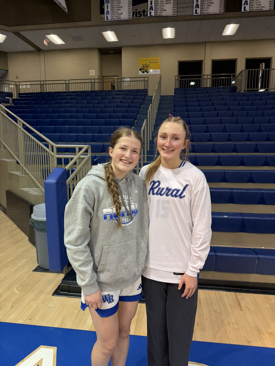 Brynn Anderson tweet media