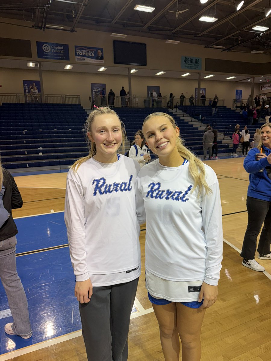 Brynn Anderson tweet media