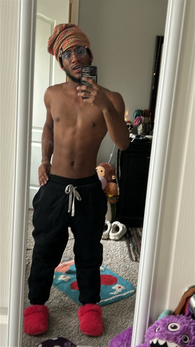 g_gthegreat's tweet photo. 🩷 https://t.co/xKPWZMPqru
