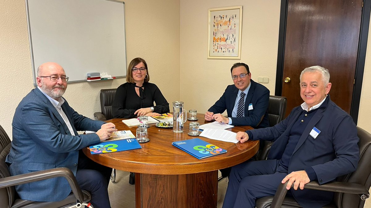 Federación Española de Familias Numerosas (FEFN) tweet media