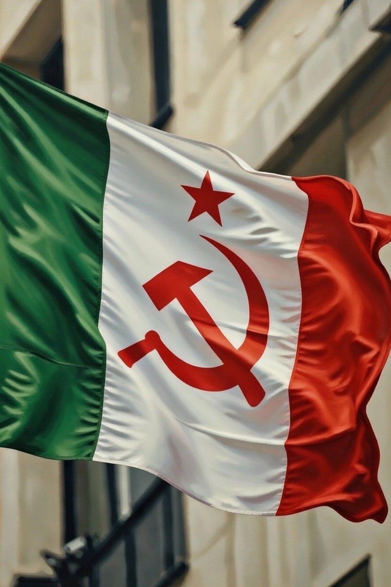 تایم‌لاین ایتالیا فقط فحش و ناسزاست به این کره‌ خرهای زبون نفهم ننه داس چکشی :)))
#KingRezaPahlavi 
#RezaPahlaviForlran